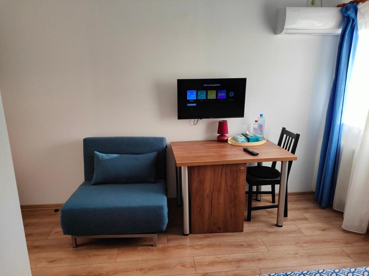 Ivavev Is Us Bythesea Constanta Bagian luar foto