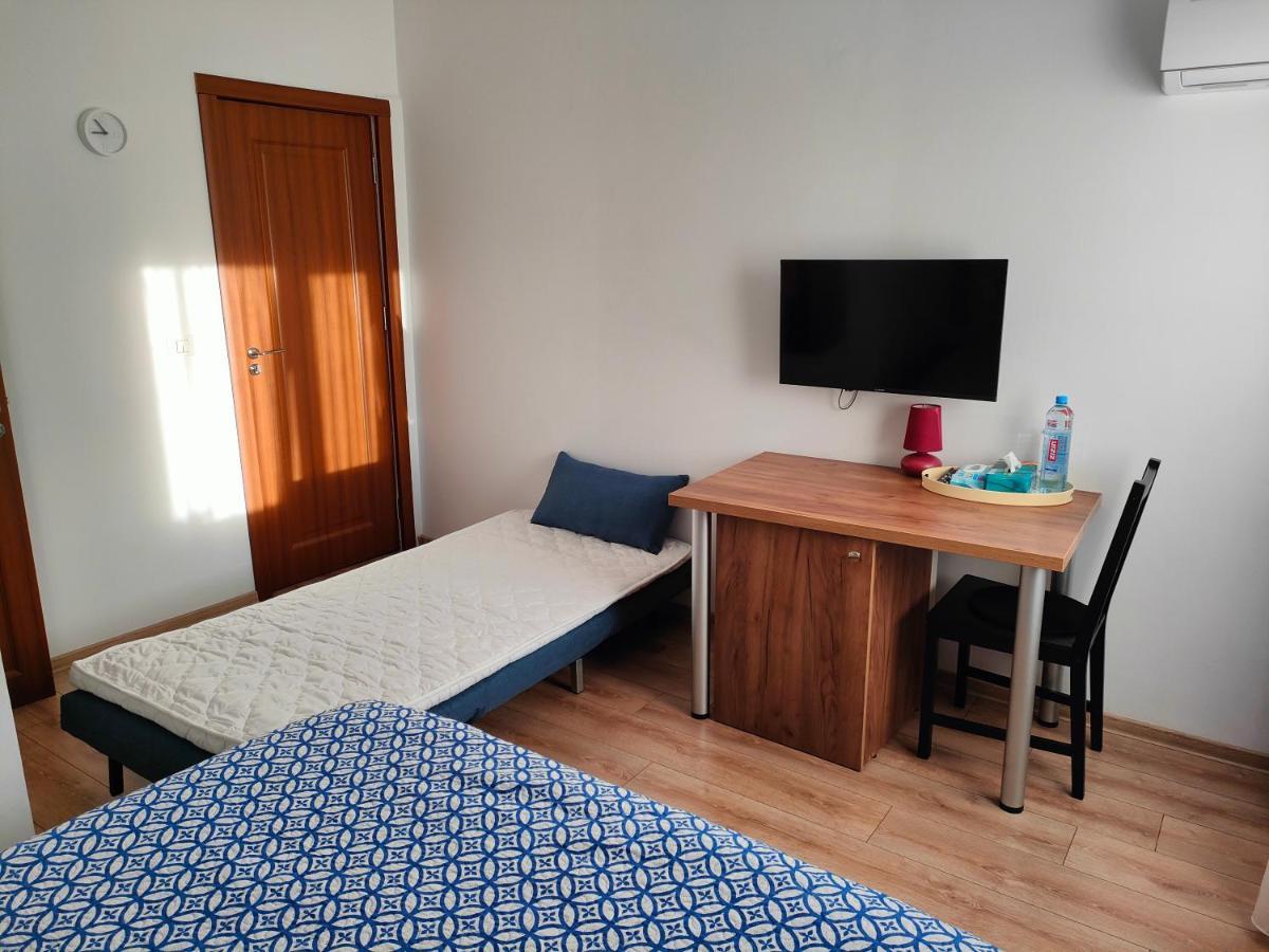 Ivavev Is Us Bythesea Constanta Bagian luar foto