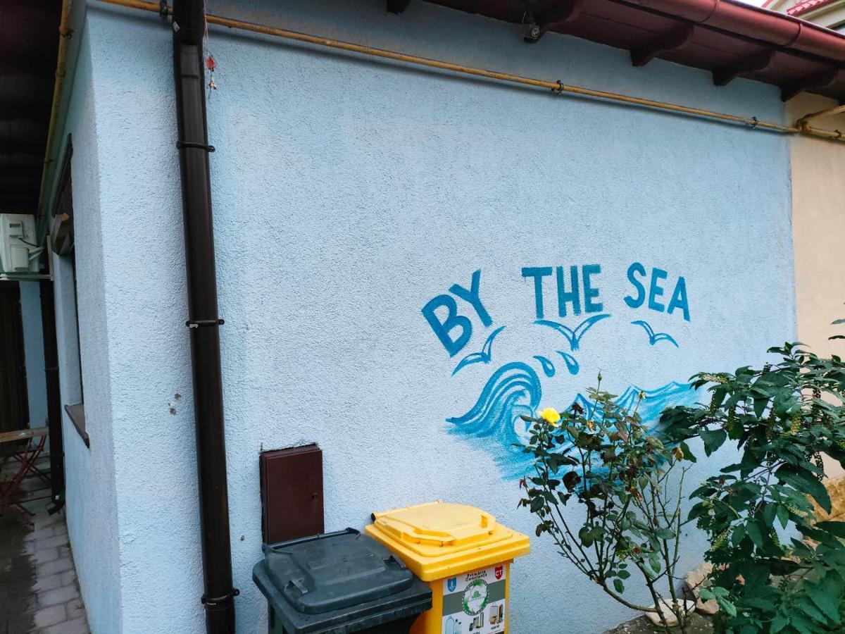 Ivavev Is Us Bythesea Constanta Bagian luar foto