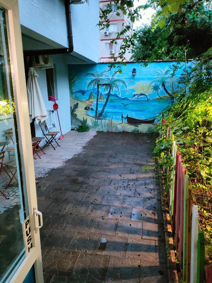 Ivavev Is Us Bythesea Constanta Bagian luar foto