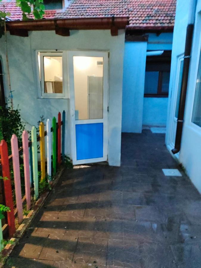 Ivavev Is Us Bythesea Constanta Bagian luar foto