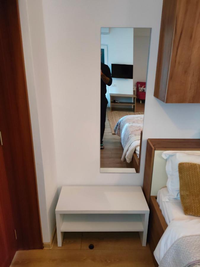 Ivavev Is Us Bythesea Constanta Bagian luar foto
